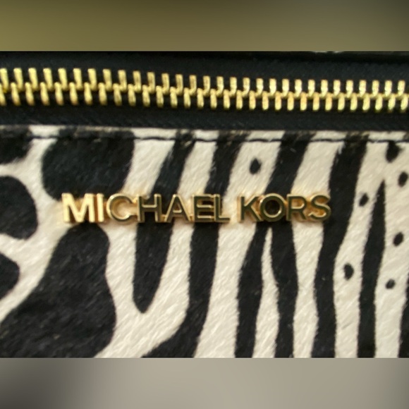 Michael Kors animal print, animal hair and leather, Jet Set Crossbody bag - Picture 5 of 15